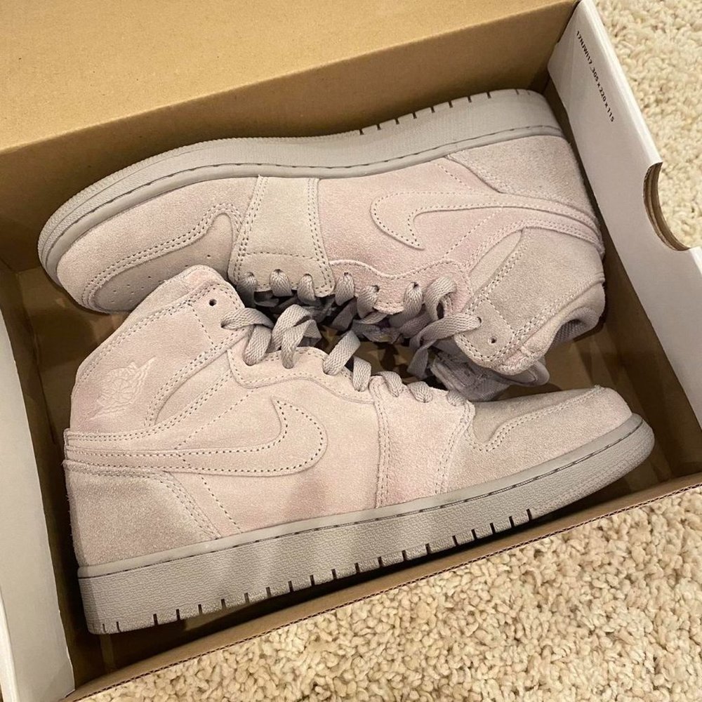 AIR JORDAN 1 RETRO HIGH BG 'GREY SUEDE'